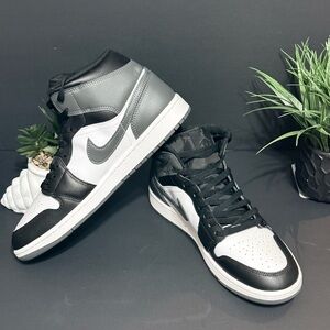 Nike Black and White High-Top Sneakers